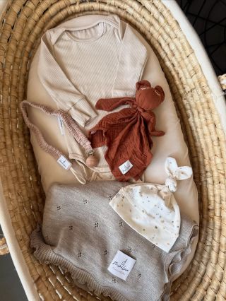 💛 ✨Výbavička pro holčičku i chlapečka. Která z Vás se stane maminkou do konce roku 2025? 🥰 #mimilove #vybavickapromiminko...