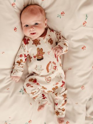 Velmi praktický kousek při oblékání miminka je OVERALEK. Žádné přetahování přes hlavičku, žádá holá záda, splňuje totiž...